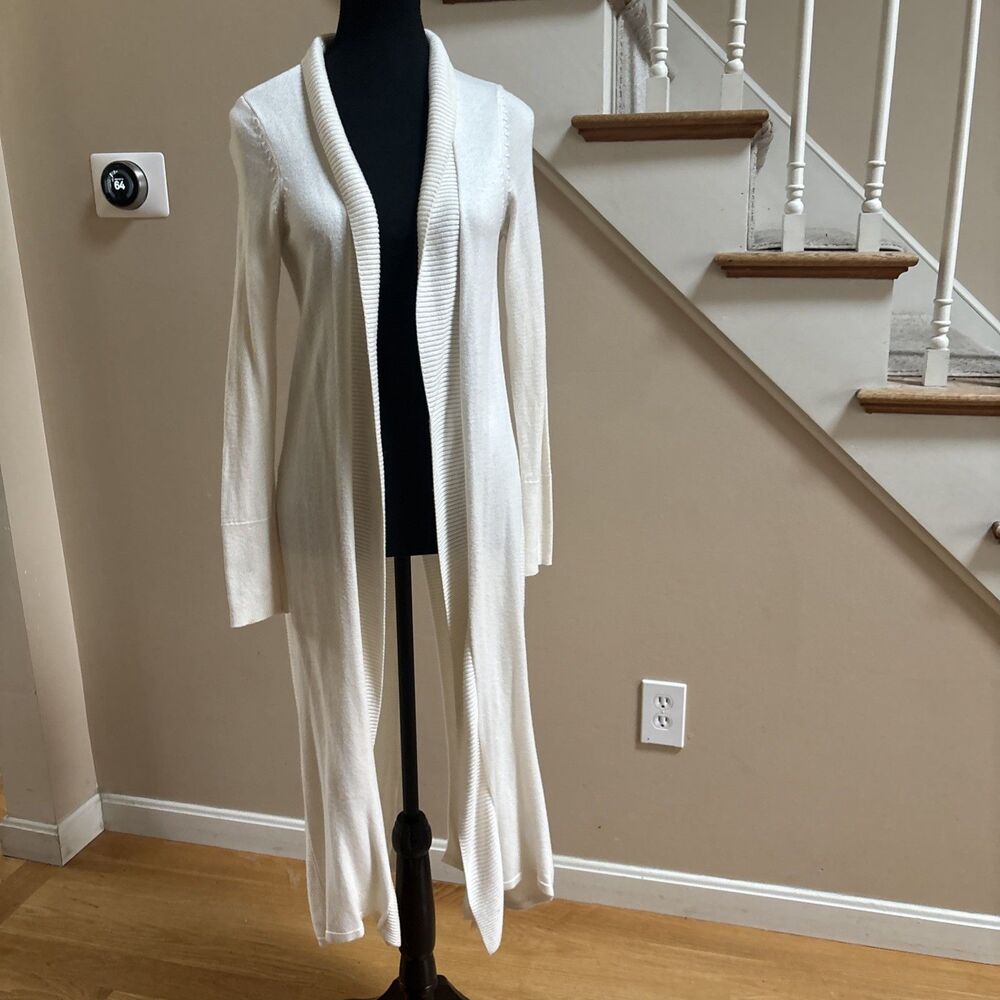 Women’s White House Black Market Long Cream Cardigan Size SM Rayon Nylon Camel
